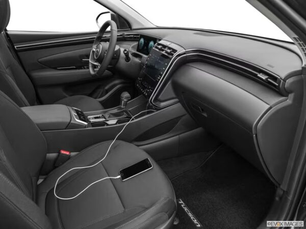 Hyundai Tucson or Similar - Image 10